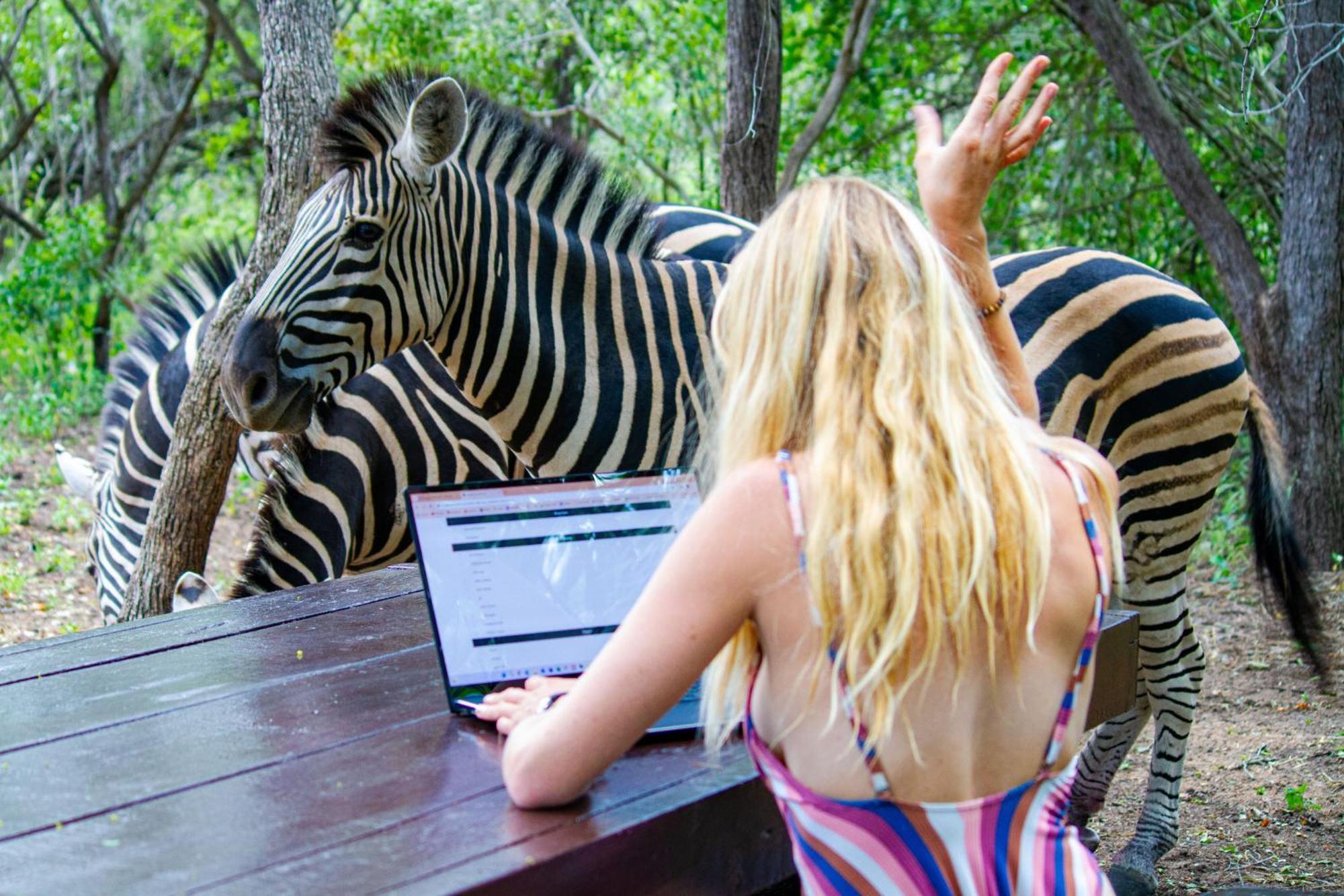 Kruger Park Hostel Marloth Park Buitenkant foto